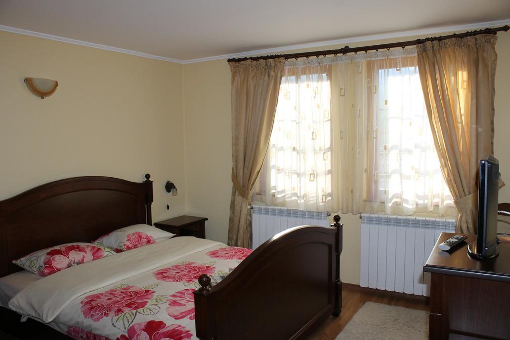 Guest House Maria Koprivștița Exterior foto